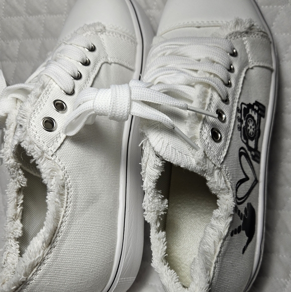 Canvas Shoes Women's size 7   peace love JEEP - Picture 5 of 6